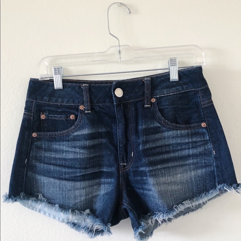 American Eagle High Rise Festival Shorts